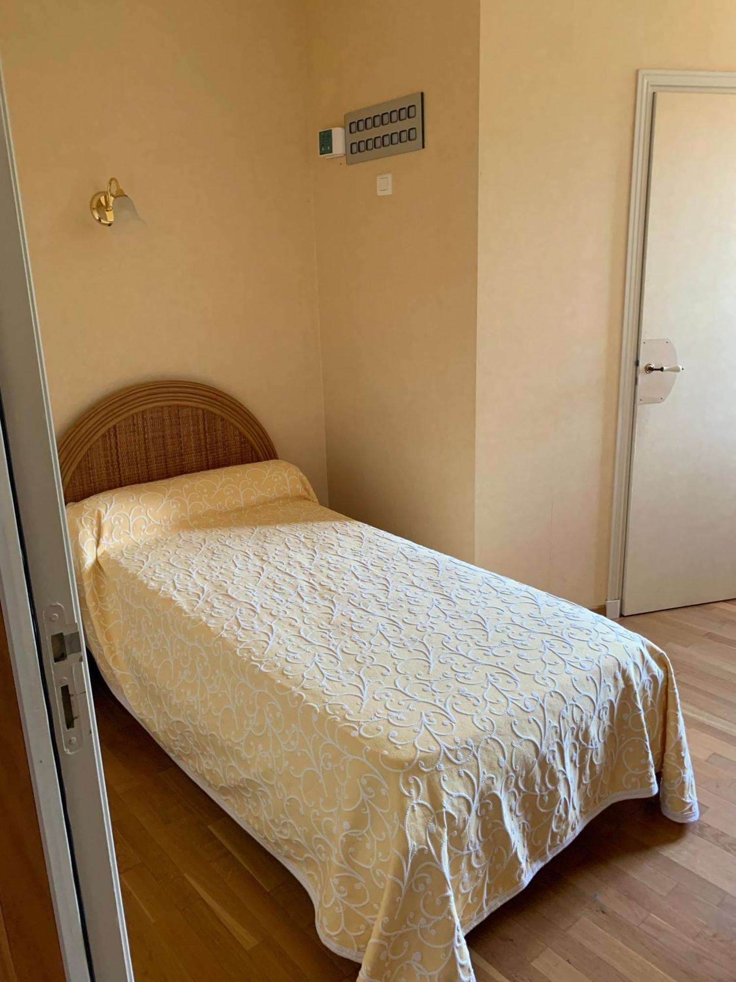 L'Oustal Du Lauragais Hotell Labastide-Beauvoir Exteriör bild
