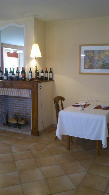 L'Oustal Du Lauragais Hotell Labastide-Beauvoir Exteriör bild